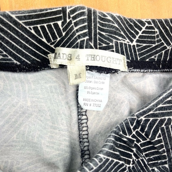 FINAL PRICE: Threads 4 Thought Patterned Leggings - 2 pairs - Picture 4 of 5